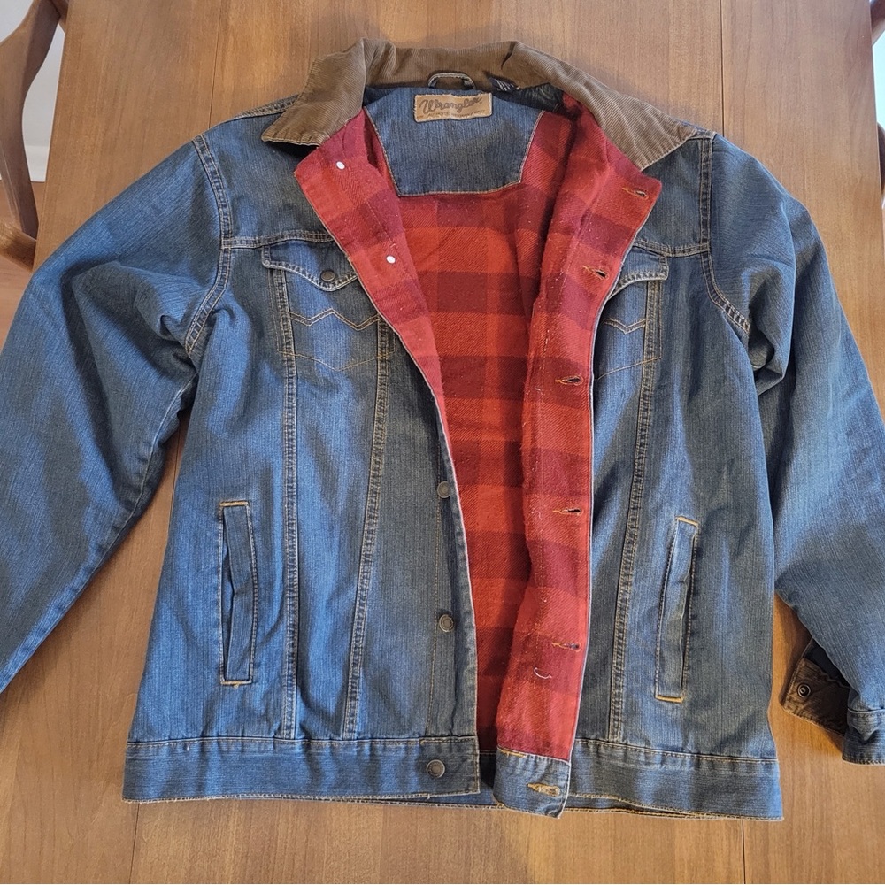 Wrangler Men's Blue Denim, Blanket Lined Jacket with Brown Corduroy Collar